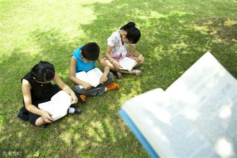 讀書改變命運例子|讀書改變命運，這些名人愛讀書，讓人們學到很多人生。